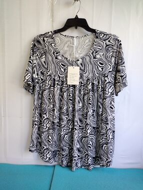 NWT Tencede Women's Short Sleeve Top Tunic Soft Pleated Front 2XL